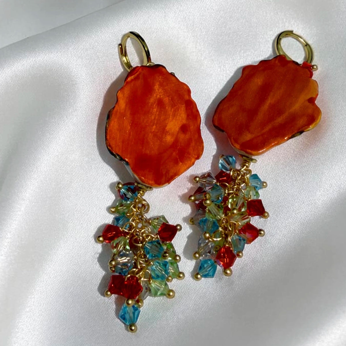 Back view of handmade Sicilian Moor’s Head earrings showing hand-painted Caltagirone ceramic and Swarovski crystal drops