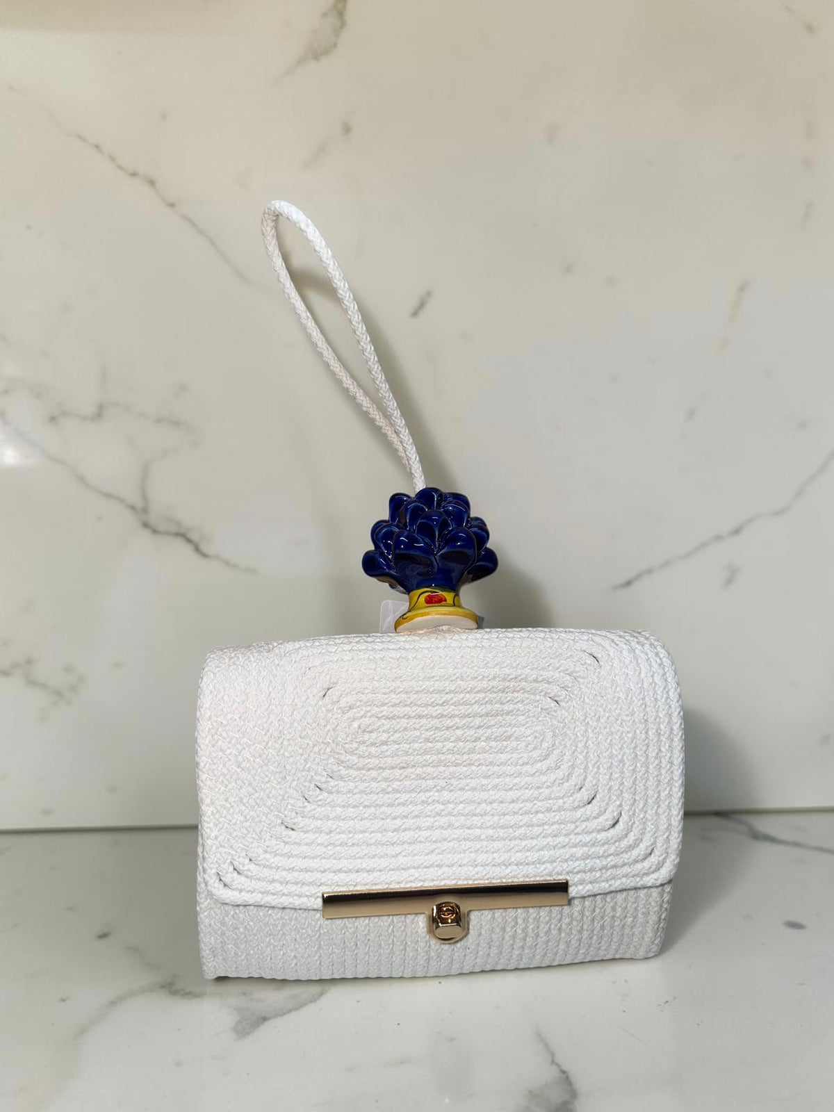 Cobalt Radiance · Ivory Cotton Handbag with Cobalt Blue Caltagirone Pine Cone