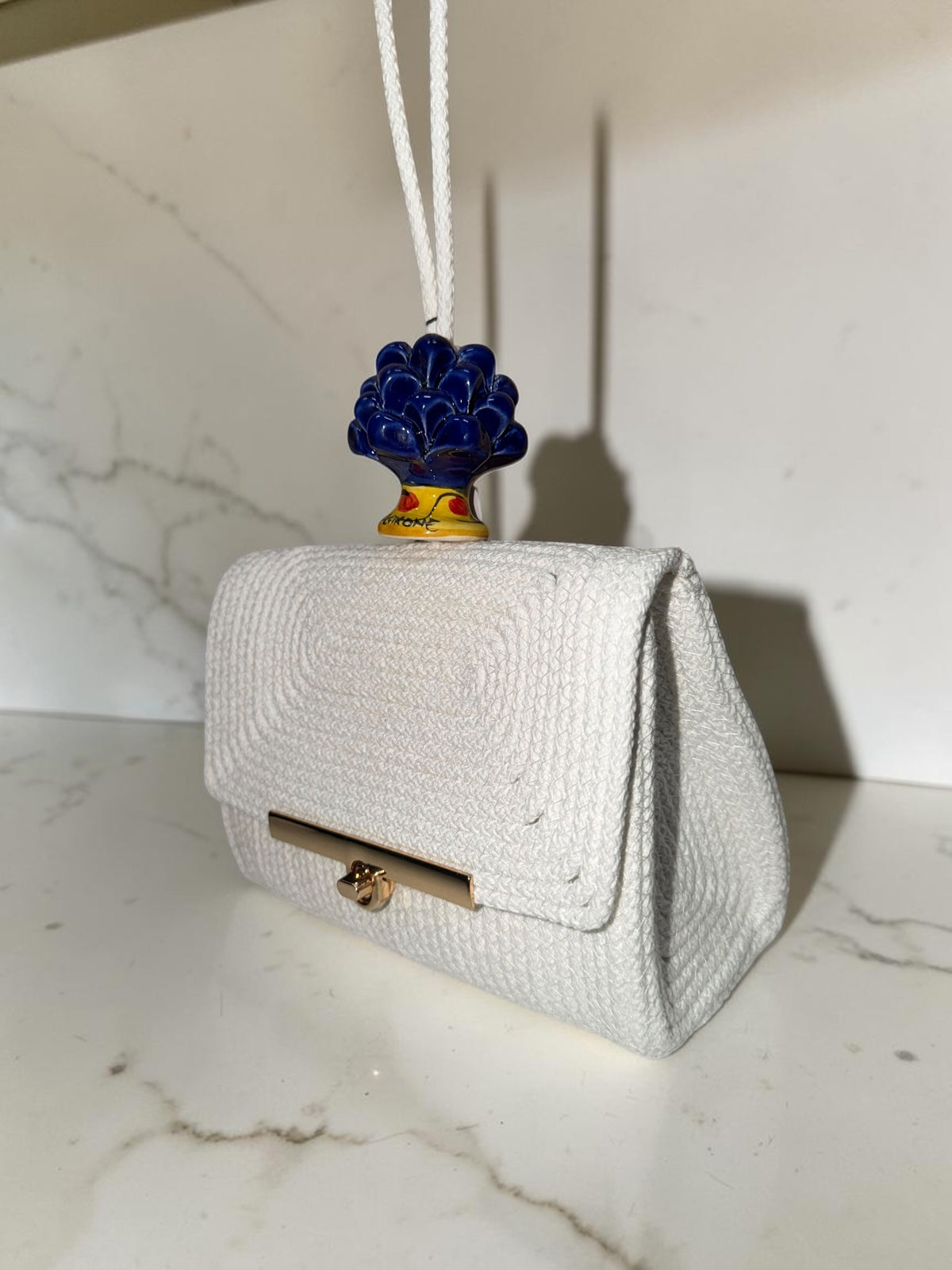 Cobalt Radiance · Ivory Cotton Handbag with Cobalt Blue Caltagirone Pine Cone
